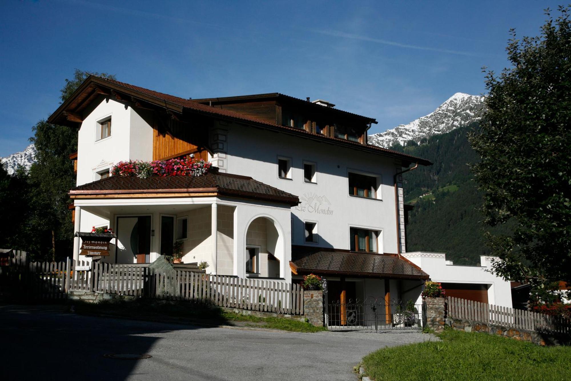 Apart Piz Mondin Пфундс Экстерьер фото